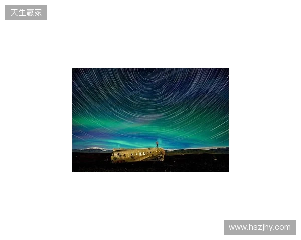 厄瓜多尔队官方：后卫因卡皮耶与中场卡斯蒂略因伤退出本期国家队